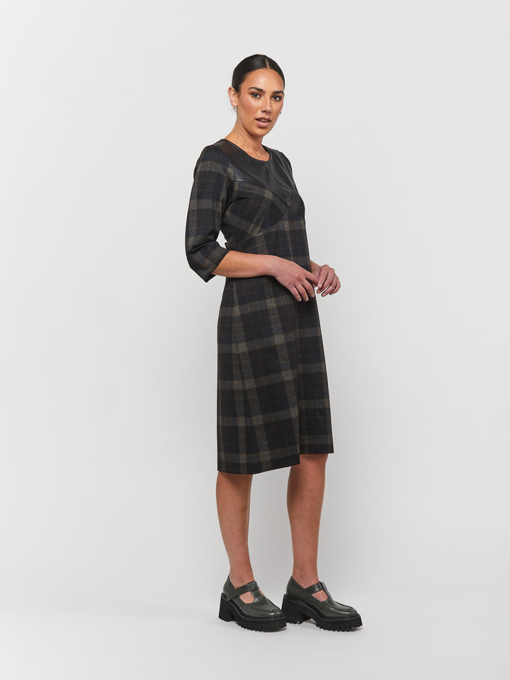 OBI Quartet Shift Dress