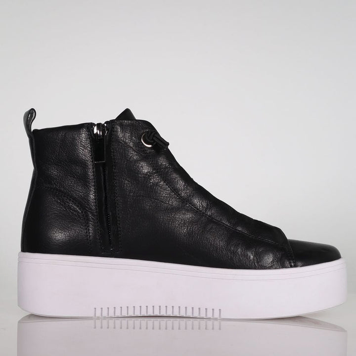 Minx Atlas Boot