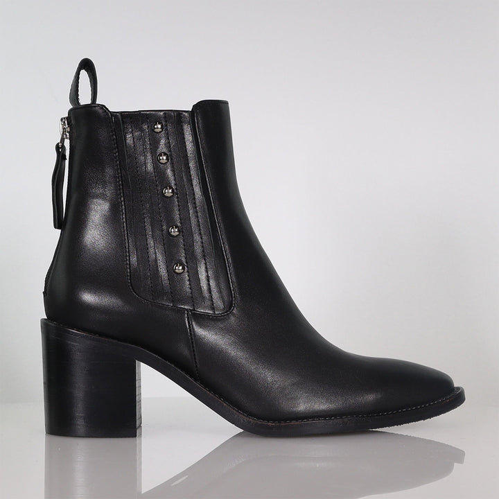 Minx Lonestar