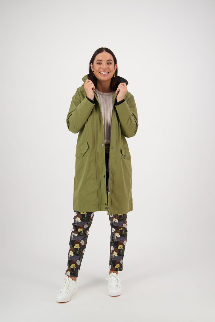 Anorak with Ribbed Cuff and Collar