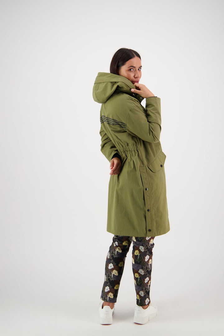 Anorak with Ribbed Cuff and Collar