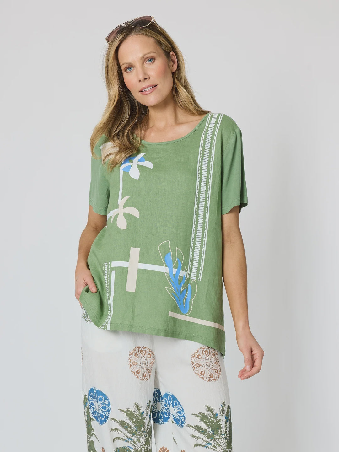Clarity Bay Leaf Top
