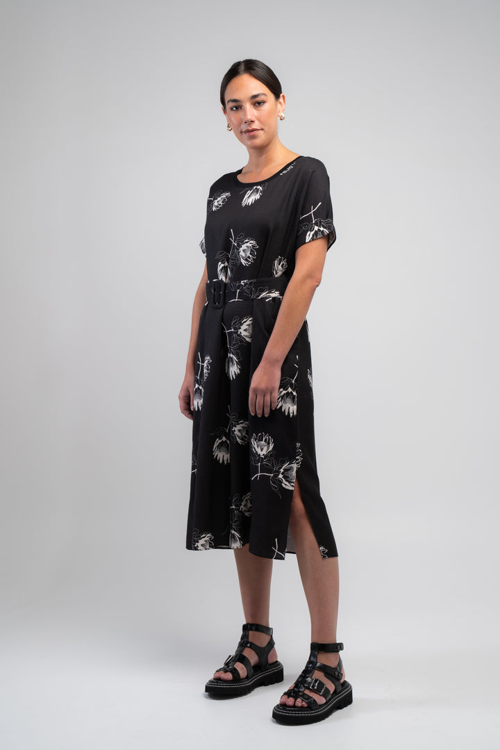 Obi Protea Relaxed Shift Dress