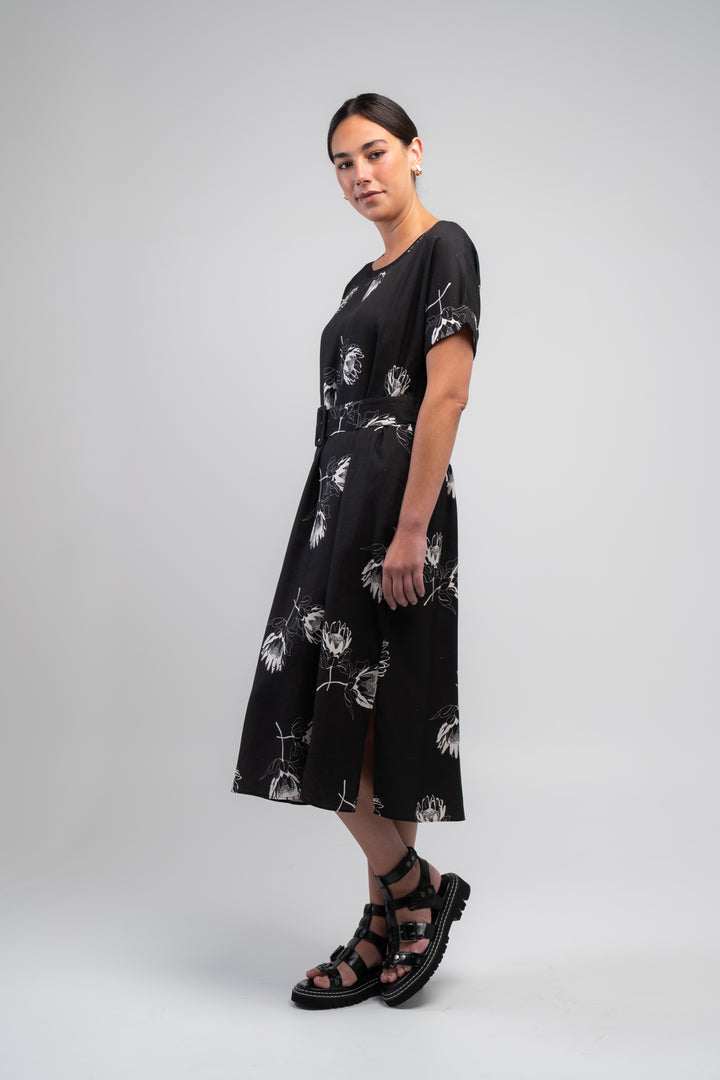 Obi Protea Relaxed Shift Dress