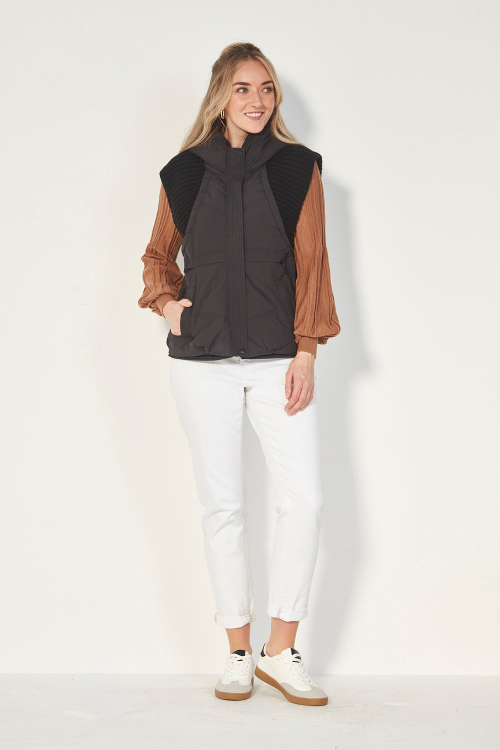 Verge Chaka Vest