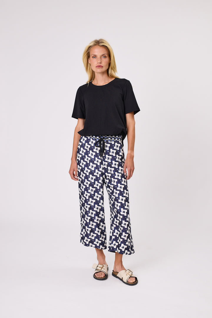 Design Nation Cortez Capri