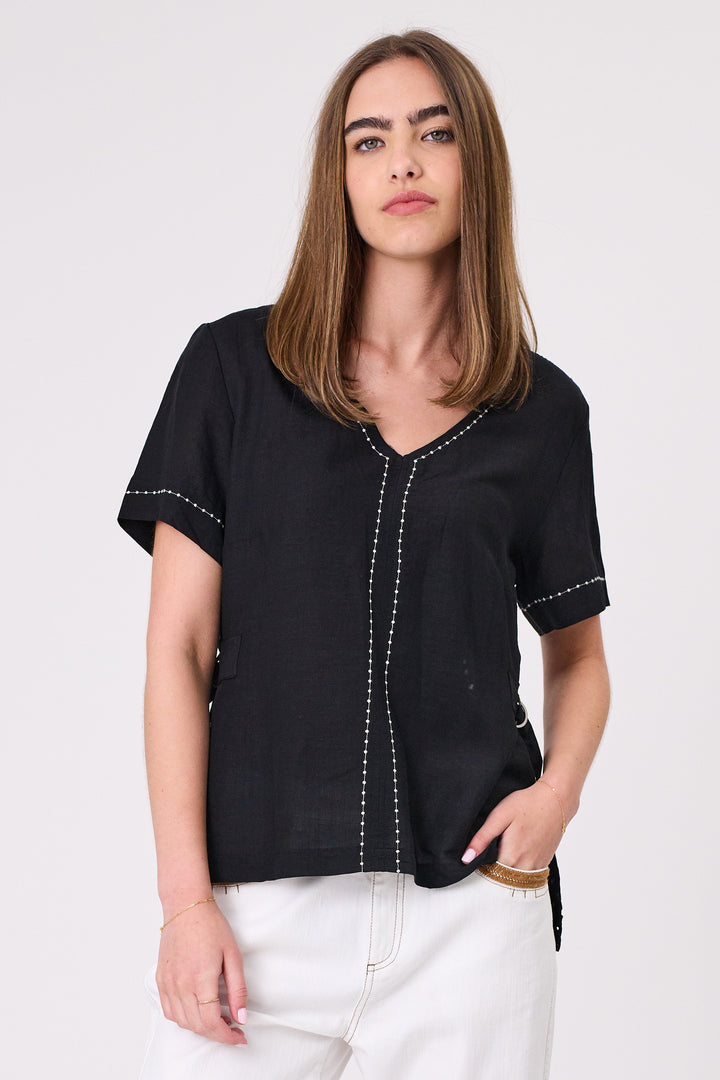 Design Nation Lotus Top