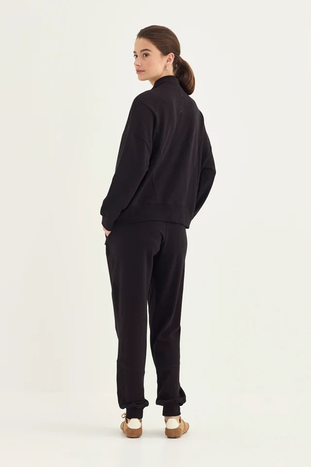 Verge Honour Jacket