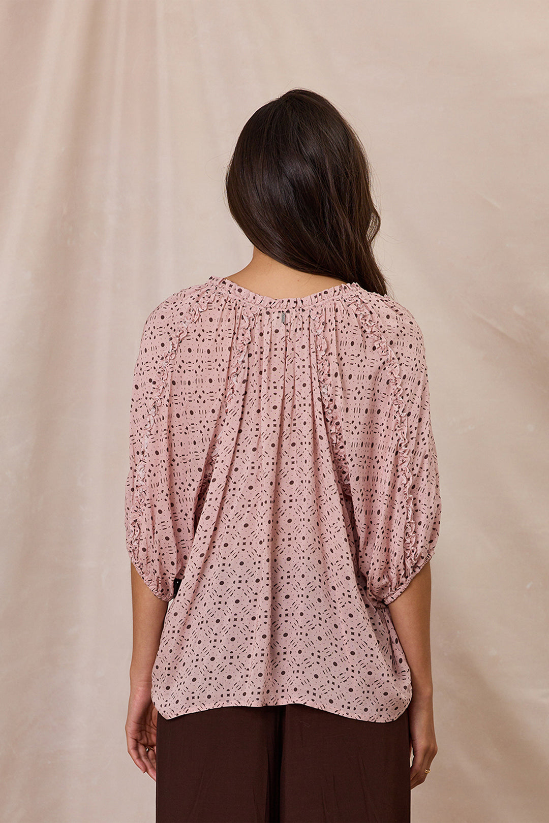Design Nation Silhouette Blouse