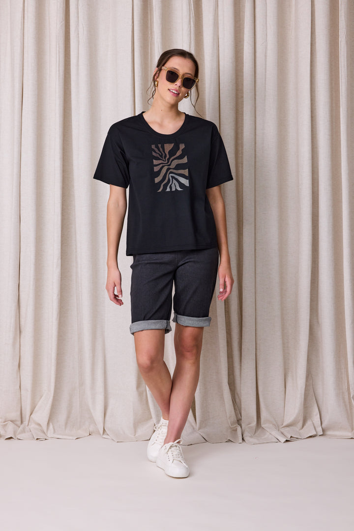 Newport Noire Tee