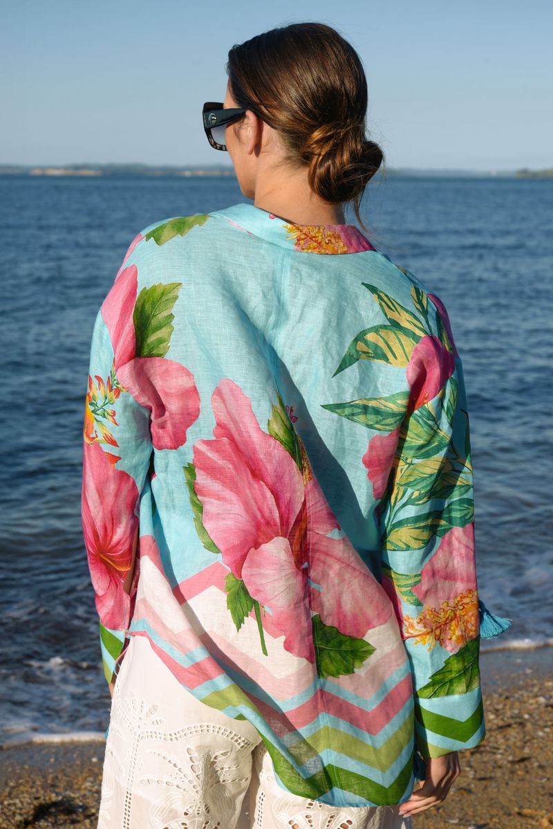 Curate Always Within Reach Top