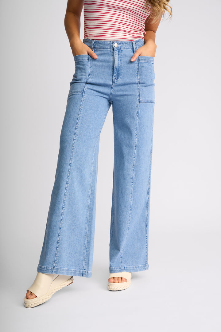 Knewe Vale Jean