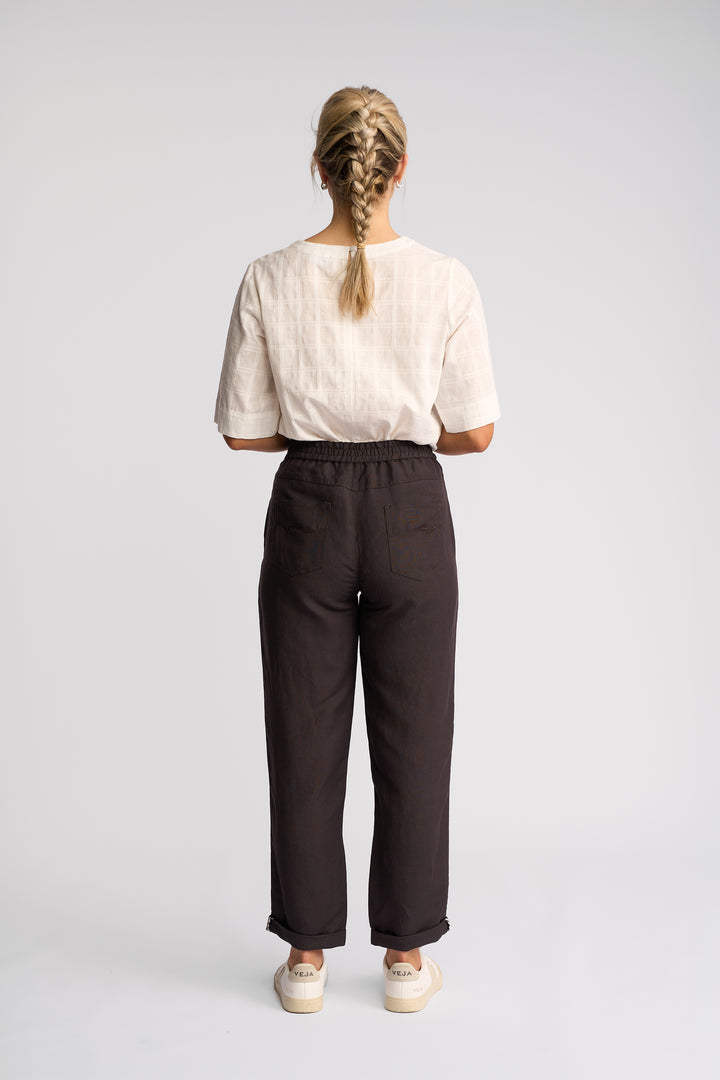 Vassalli Oxford Slim Leg Pants