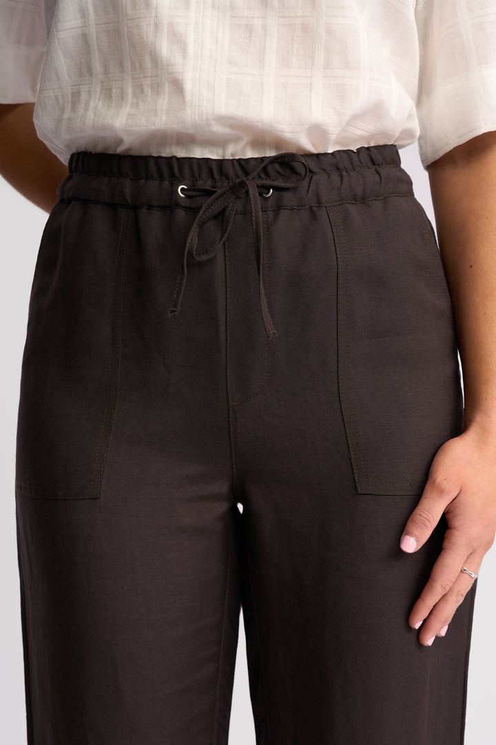 Vassalli Oxford Slim Leg Pants