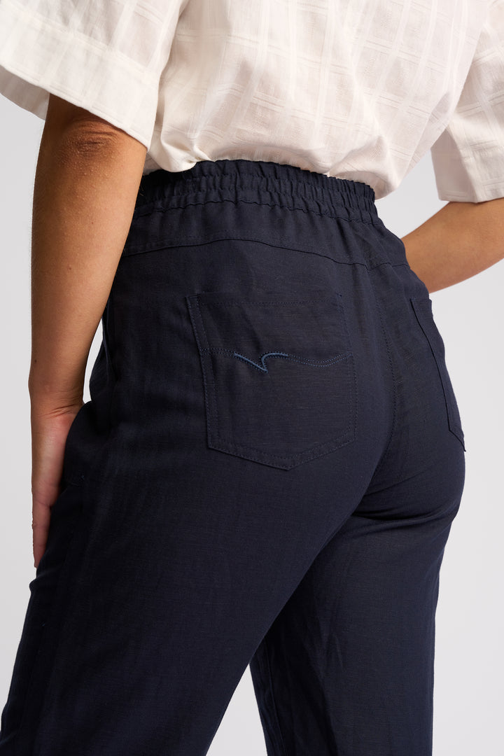 Vassalli Oxford Slim Leg Pants