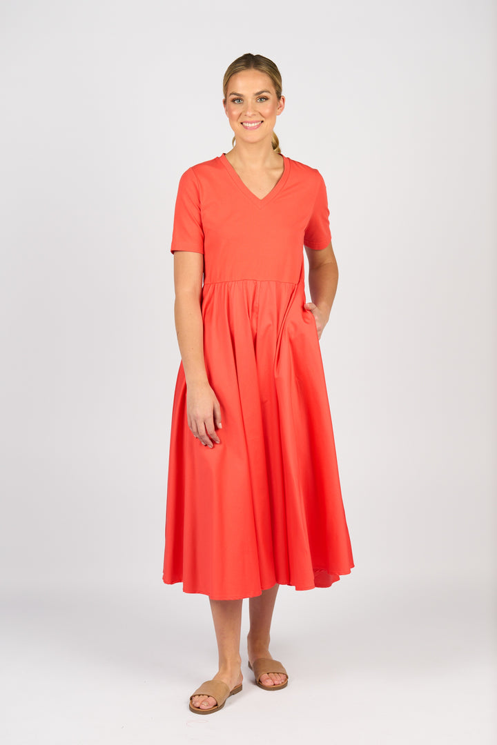 Vassalli T-Shirt Dress with Pockets